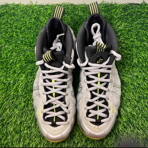 Nike Air Foamposite One PRM Premium Metallic Camo Silver Volt - Picture 6 of 12